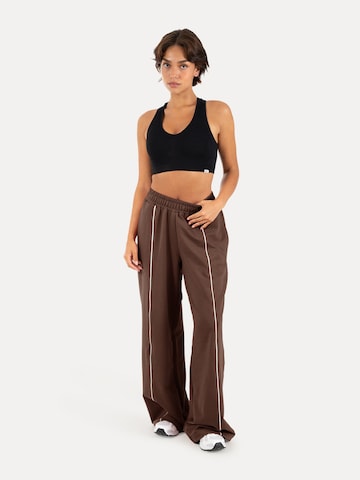 Smilodox Loose fit Trousers ' Veyt ' in Brown: front