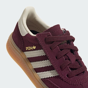 Baskets 'Handball Spezial' ADIDAS ORIGINALS en rouge