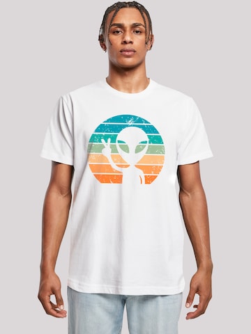 T-Shirt 'Alien Piece Sonnenuntergang' F4NT4STIC en blanc : devant