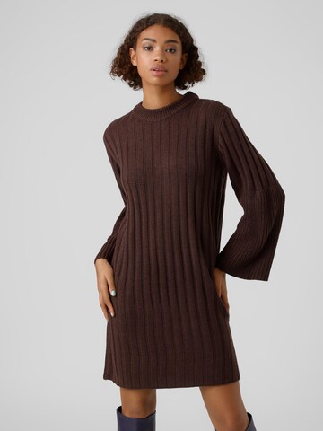 VERO MODA - Vestido de malha 'Layla' em castanho: frente