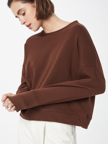 PIECES - Sweatshirt 'Chilli' em castanho