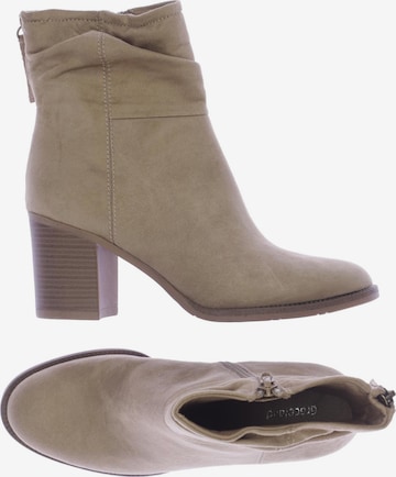 Graceland Dress Boots in 37 in Beige: front