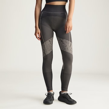 Skinny Pantalon de sport 'adidas by Stella McCartney' ADIDAS BY STELLA MCCARTNEY en noir : devant