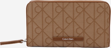 Calvin Klein Πορτοφόλι σε πράσινο: μπροστά