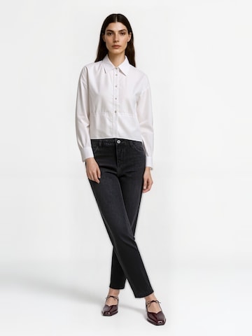 Chemisier Rich & Royal en blanc