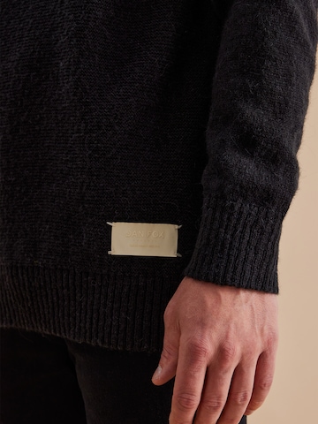 DAN FOX APPAREL Sweater 'Tamino' in Black