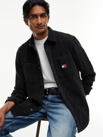 Tommy Jeans Comfort fit Button Up Shirt in Black
