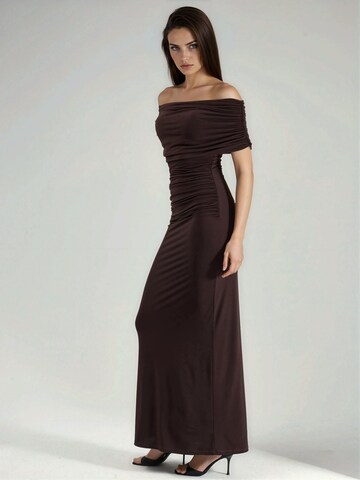 Hiccup Evening dress in Brown