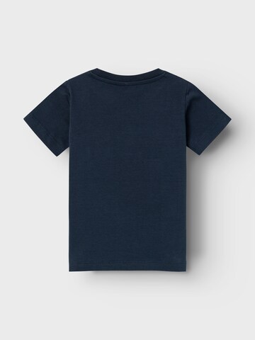 NAME IT T-Shirt 'ARAV HOTWHEELS' in Blau