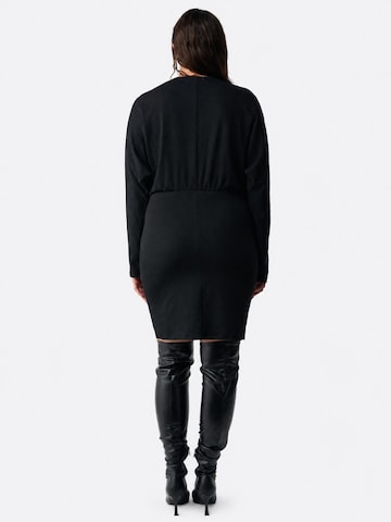 Ethiquet - Vestido em preto