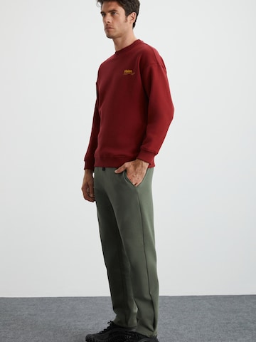 Grimelange Μπλούζα φούτερ σε κόκκινο