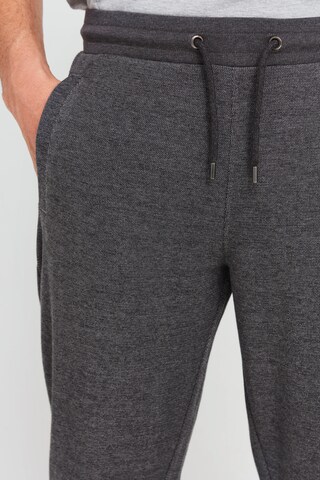 !Solid Regular Pants 'ROBERTSON' in Grey