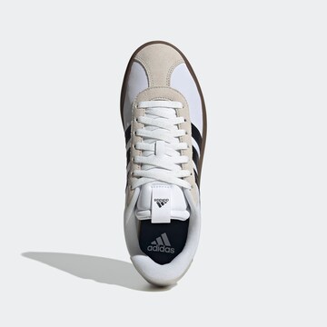 Baskets basses 'VL Court 3.0' ADIDAS SPORTSWEAR en blanc