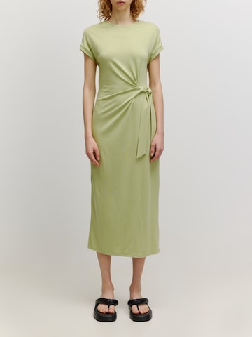 EDITED Sukienka 'Milla' w kolorze zielony: przód