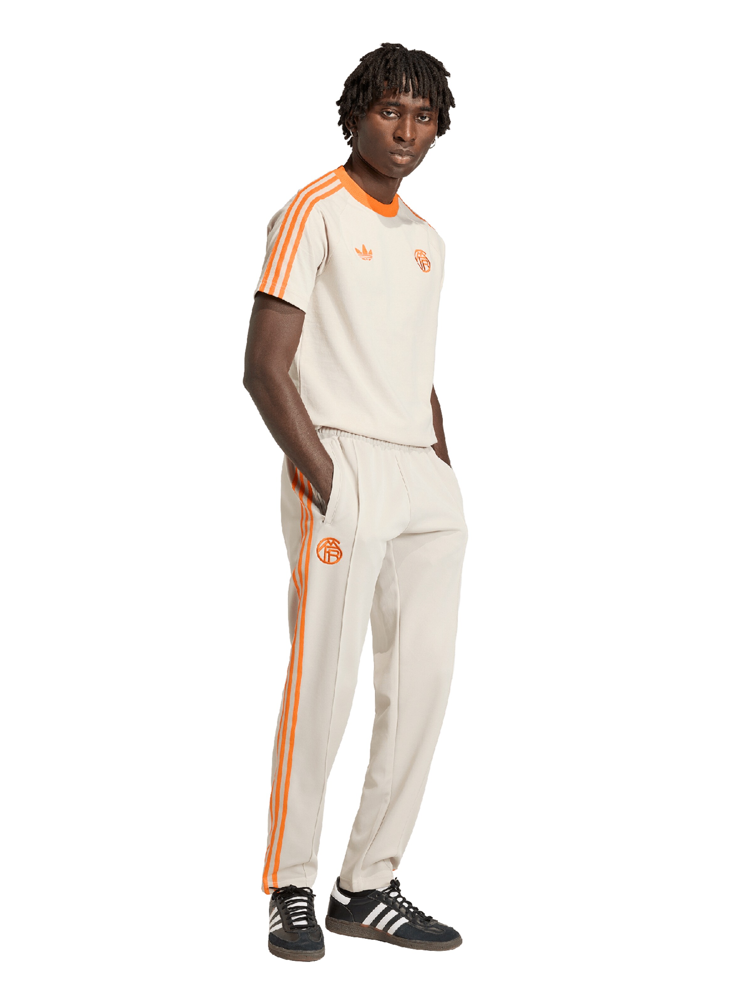 smėlio ADIDAS PERFORMANCE Standartinis Sportinės kelnės 'FCB'