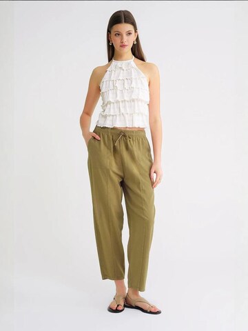 Tapered Pantaloni de la MixRay pe verde