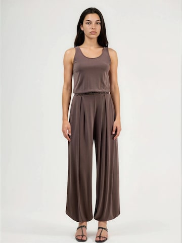 Busem Jumpsuit in Bruin