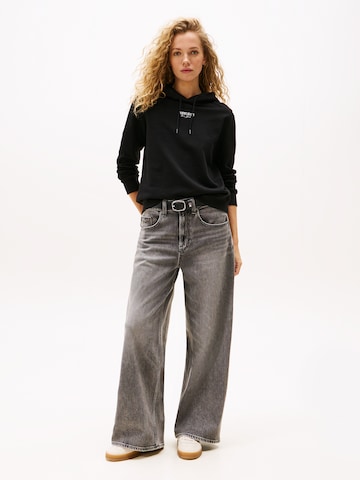 Tommy Jeans Μπλούζα φούτερ 'ESS' σε μαύρο