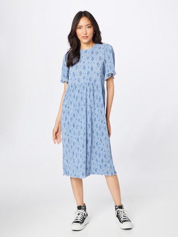 Monki Dress in Blue: front