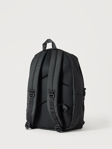 Carhartt WIP Seljakott 'Richmond', värv must