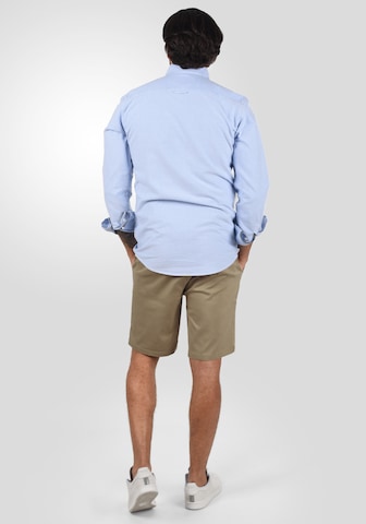 !Solid Regular Chinoshorts 'Ravi' in Beige