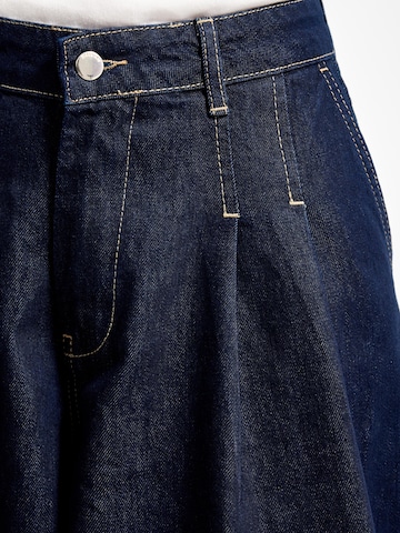 IT'S BASIC Regular Jeans 'BERMUDA DENIM SHORT' in Blauw