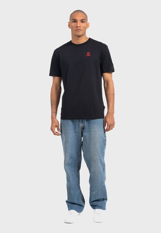 Oldskull T-Shirt 'Asian Neon Djane' in Schwarz