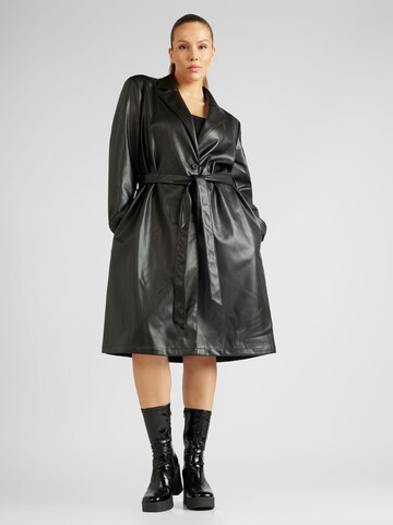 Noisy May Curve Between-Seasons Coat 'CORA' in Black: front