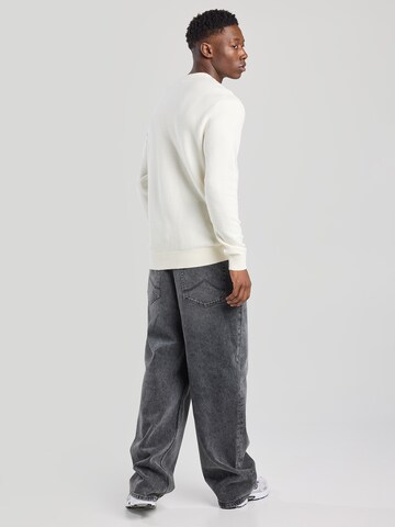 America Today Sweater in White