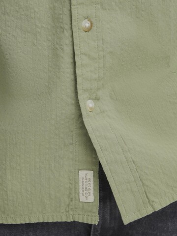 BLEND Regular fit Button Up Shirt ' BHALKE ' in Green