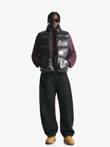 Bershka Vesta - Čierna