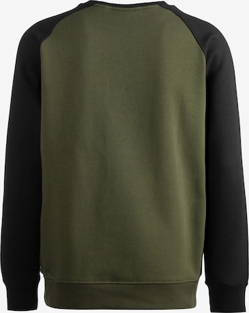 UMBRO Sweatshirt in Green