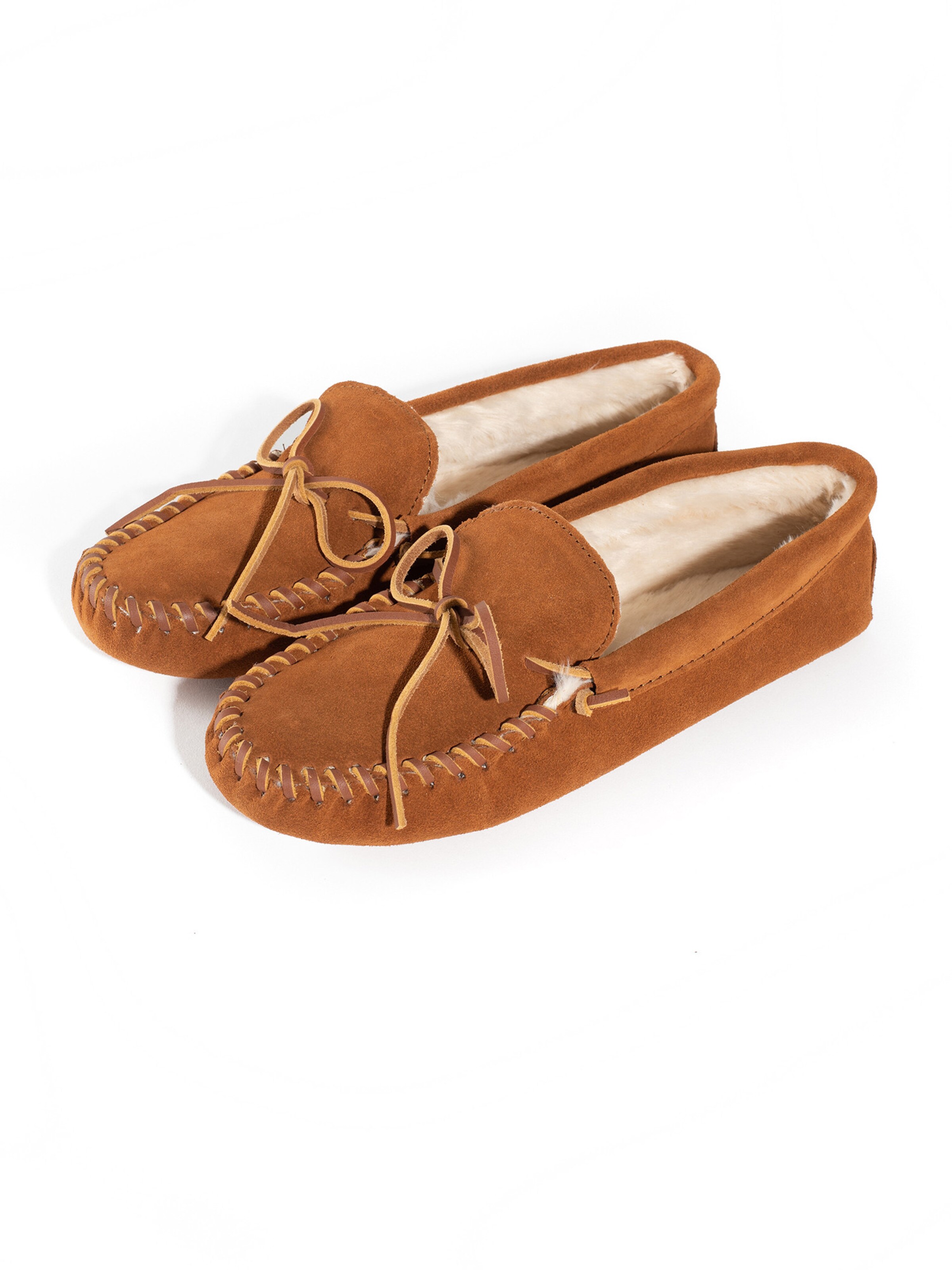 Minnetonka Μοκασίνι 'Pile' σε καφέ