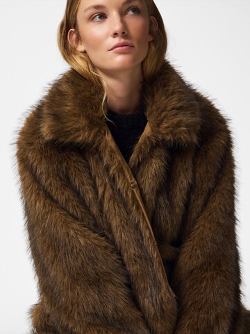 Manteau d’hiver 'PCJILLA' PIECES en marron