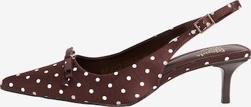 Escarpins à bride arrière Friends Like These en marron : devant