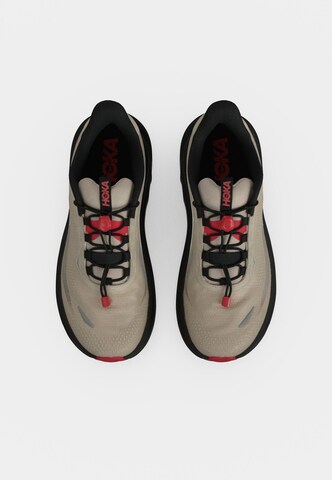 Sneaker de alergat 'Clifton 11' de la HOKA pe gri