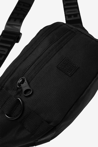 CAMP DAVID Fanny Pack in Black