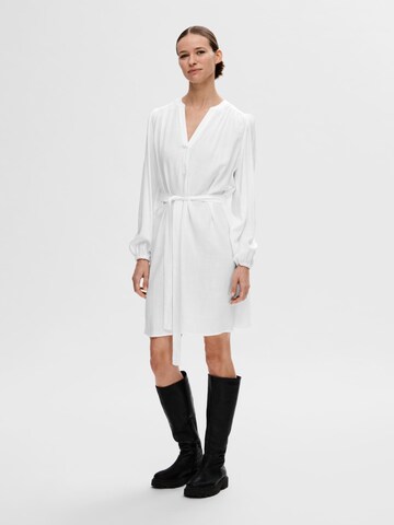 Robe 'Viva' SELECTED FEMME en blanc