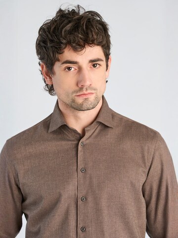 Regular fit Camicia di Lindbergh in beige