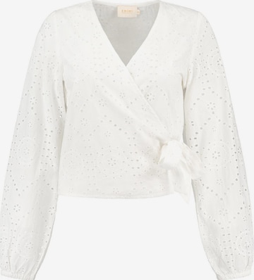 Shiwi Blouse in White: front