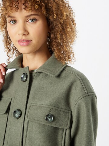 QS Between-Season Jacket in Green