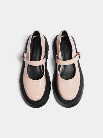 Pull&Bear Classic Flats in Pink