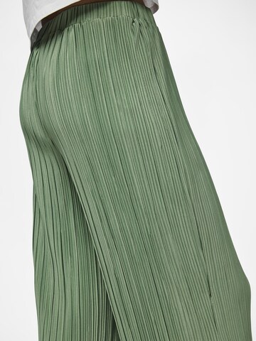 Wide Leg Pantalon 'PAMMI' PIECES en vert