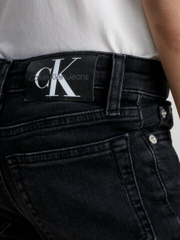 Calvin Klein Jeans Slimfit Jeans i sort