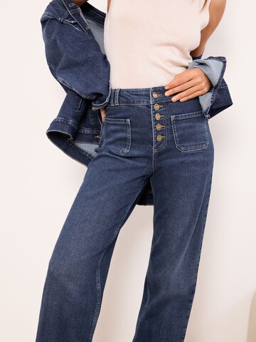 Lipsy Wide leg Jeans in Blue