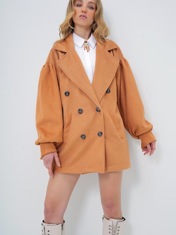 Trend Alaçatı Stili Mantel in Braun