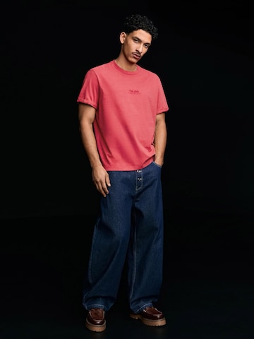 Bershka Tričko 'Thug' - Červená