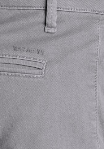 MAC Slimfit Chinohose in Grau