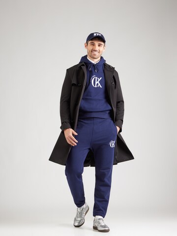 Calvin Klein Jeans Tapered Παντελόνι σε μπλε