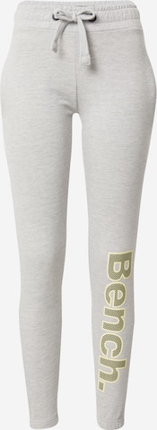 Effilé Pantalon 'COREY' BENCH en gris : devant